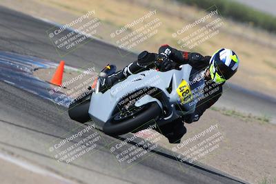 media/Aug-19-2022-TrackDaz (Fri) [[a0110a8595]]/Club Race/10am (Outside Grapevine)/